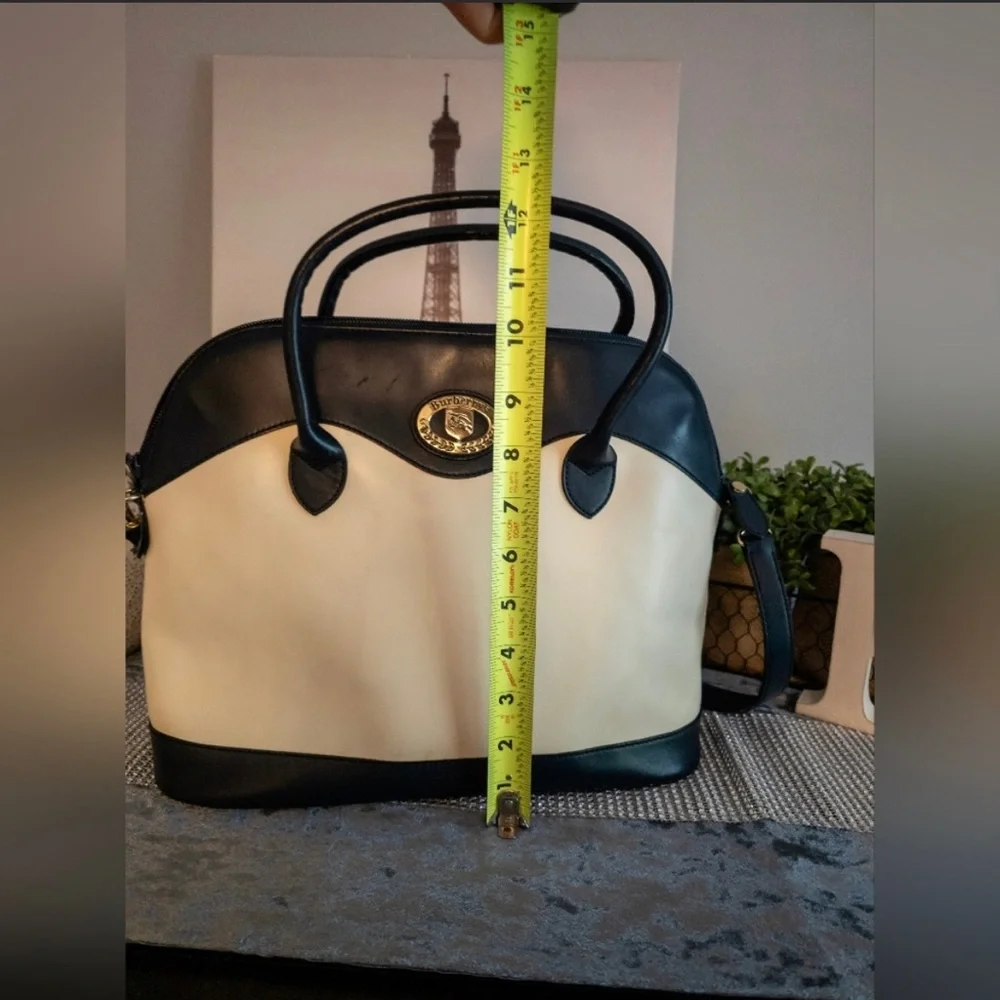 ⚜️ BurberryS White and Navy 2-Way ⚜️ - Picture 13 of 14